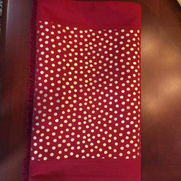 Stunning Red & Gold Table Runner. Reversible - Picture 1 of 5